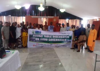 A round table discussion on Good Governance organized by Stallion Times Media Services