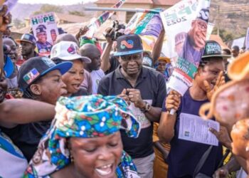 Empowerment: Sen. Karimi disburses N100 million to 50 women cooperative groups in Kogi
