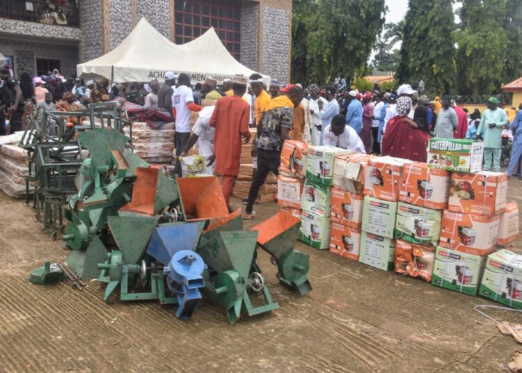 Engr. Bashiru Gegu Empowers 500 People with cash, 100 sewing machines, 100 pumping machines, 100 grinding machines.