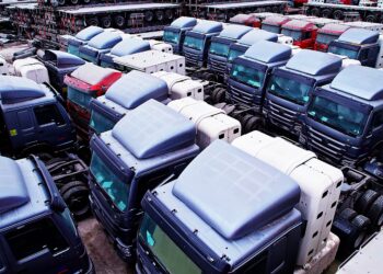 Dangote backs Tinubu’s CNG drive, invests over $280m in trucks, infrastructure