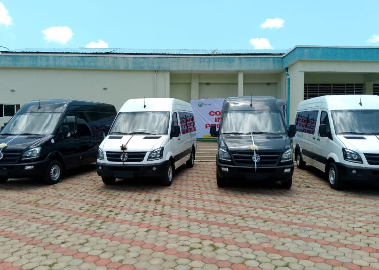 FG donates 10 CNG buses to Kogi government.