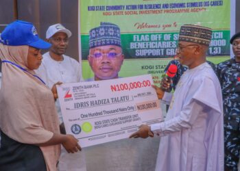 Ododo presents 100,000 naira each to over 8000 vulnerables people