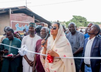 Kogi Central: Senator Natasha commissions water reticulation system
