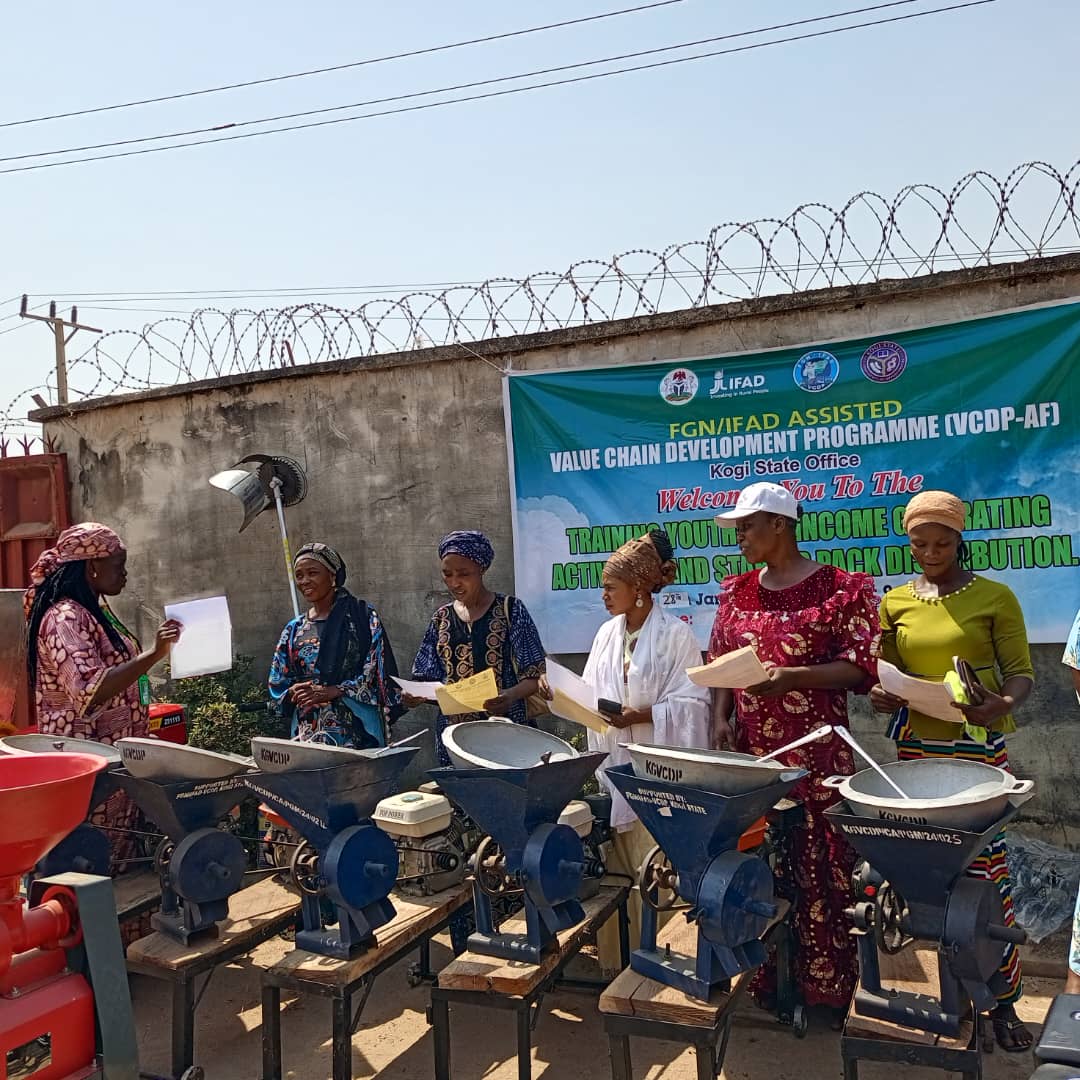 Gov. Ododo Distributes equipment/ Inputs to Kogi VCDP farmers To Commemorate One Year in Office