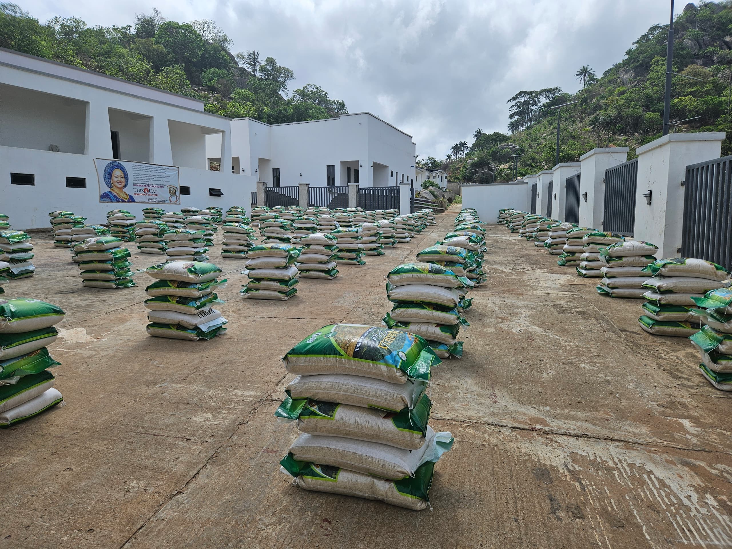 Easter: Senator Natasha distributes 600 bags of rice to constituents