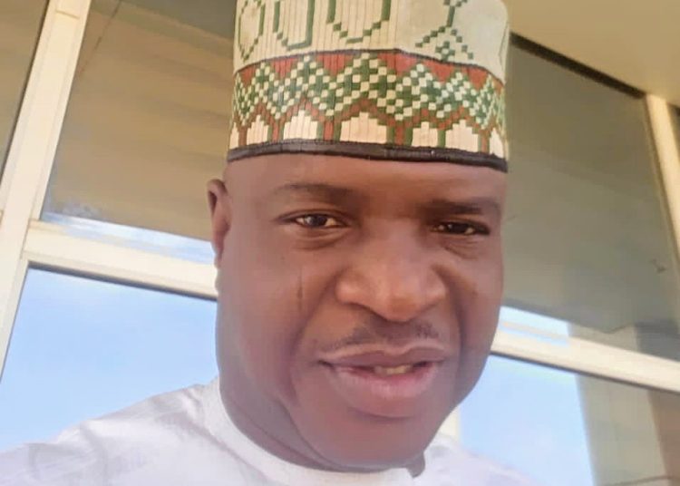 A Sartorial Ode to Ichanyiman: The Man Who Refused to Let the Meat Pepper Soup being Thrown Away