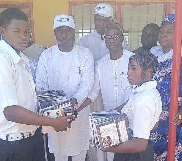 APC ASSEMBLY ASPIRANT, ALMARUF SALMONU, DONATES EDUCATIONAL SUPPORT WORTH MILLIONS OF NAIRA TO SCHOOLS, GRANTS SCHOLARSHIPS TO THE BEST STUDENTS ACROSS YAGBA EAST, LGA OF KOGI STATE