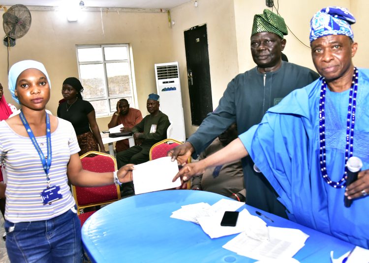 Monarch Hails Dangote’s Commitment to Educational Advancement