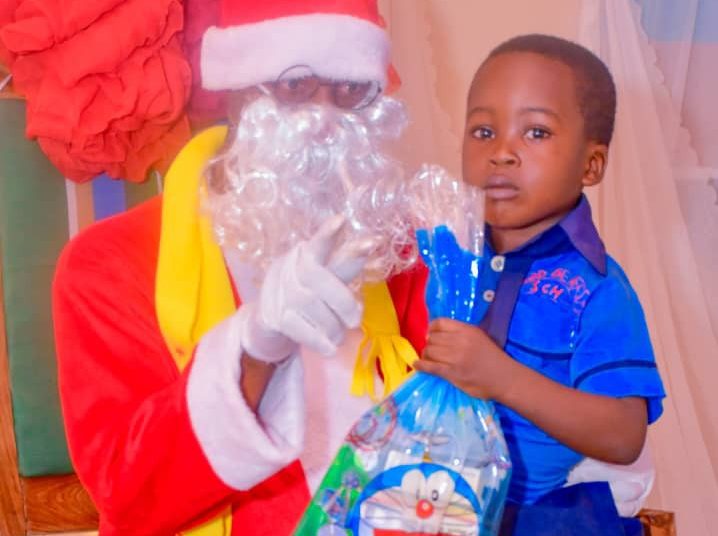 ‎ILE YA OMO OKUN HOME‑COMING FESTIVAL 2025 KICKS OFF WITH ZEETIA CARES SANTA CLAUS 13th December 2025.