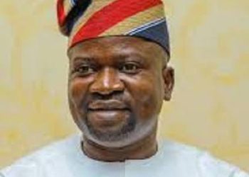 Kolawole Felicitates With Asiwaju Asiru Idris on 50th Birthday, Calls Him a Visionary Financier