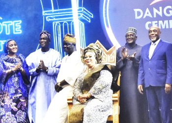 Dangote Splashes N15bn in Gifts, Cash to appreciate Cement Distributors at Awards Nite