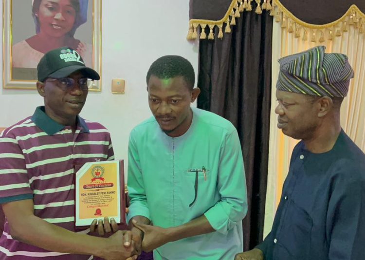 Fanwo Preaches Unity Among Okun Indigenes, Urges Continued Support for Government