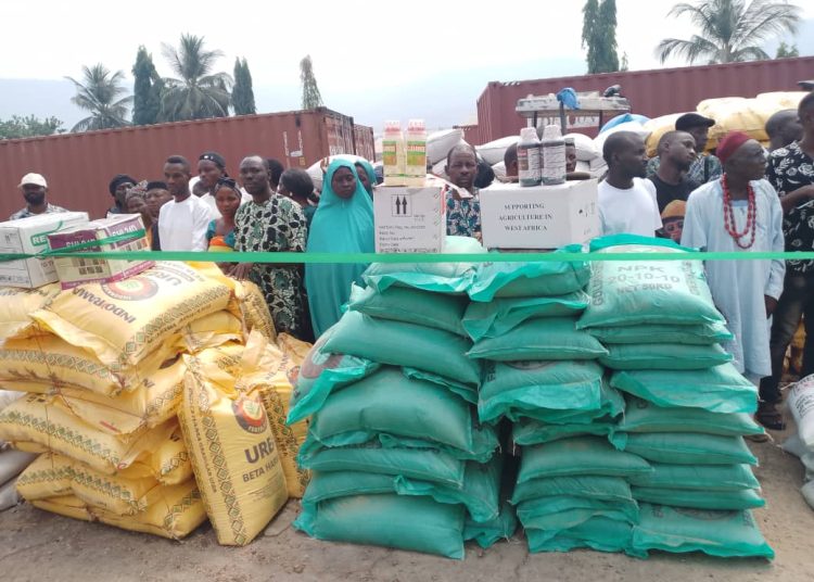 Dry Season: FGN/IFAD-VCDP Empowers 787 Kogi Farmers with Inputs, Equipment