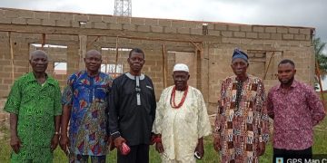 Obaro of Egbeda Egga Commends Senator Karimi, Tinubu as Community Inspects Ongoing Classroom Project